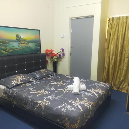 Netasha Holiday Inn Tanah Rata Buitenkant foto