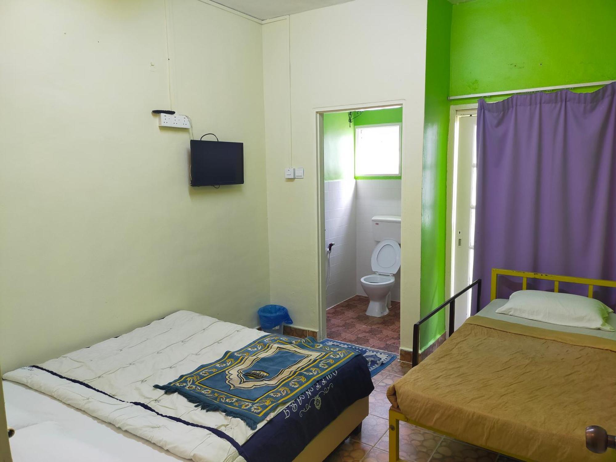 Netasha Holiday Inn Tanah Rata Buitenkant foto