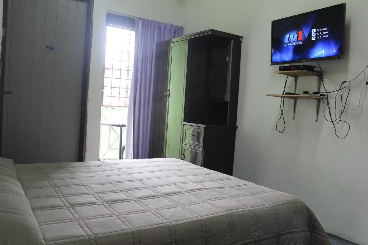 Netasha Holiday Inn Tanah Rata Buitenkant foto