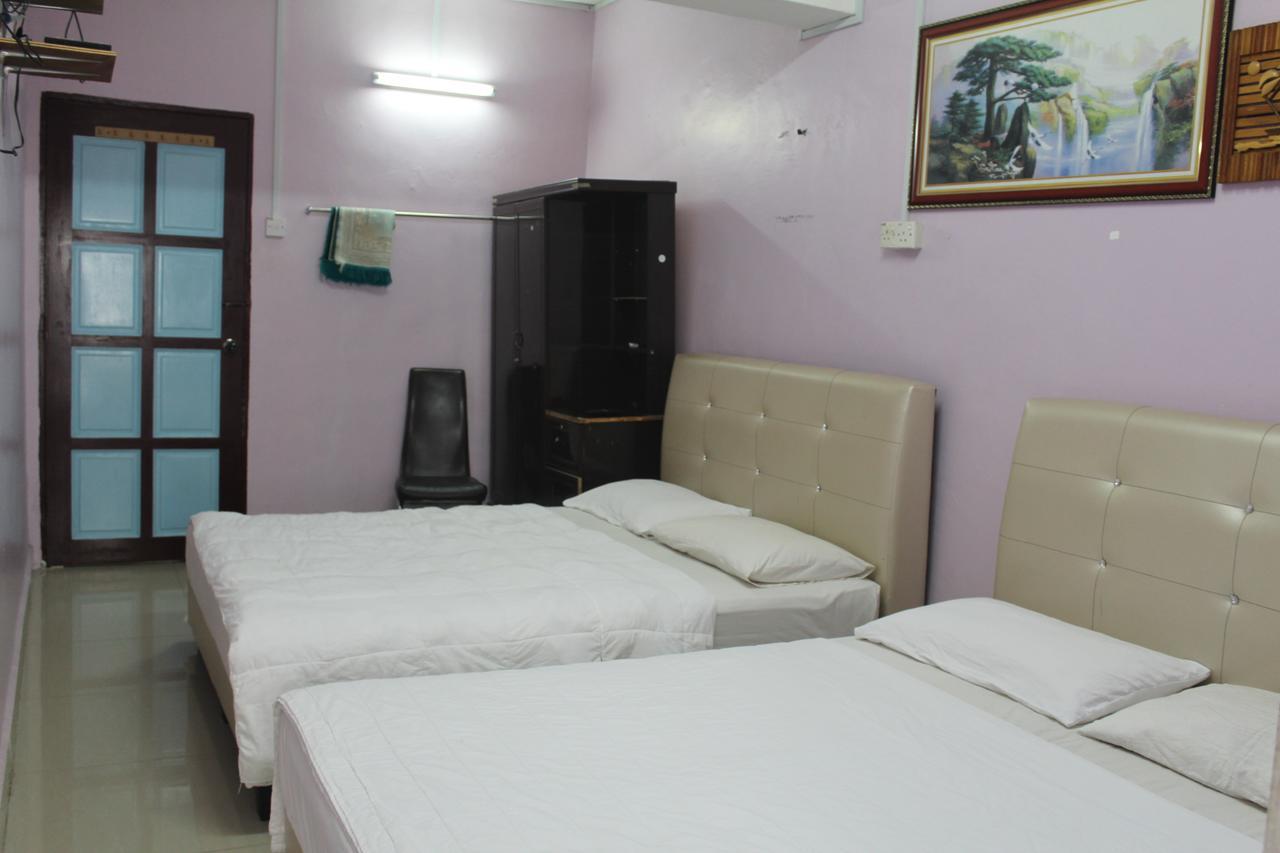 Netasha Holiday Inn Tanah Rata Buitenkant foto